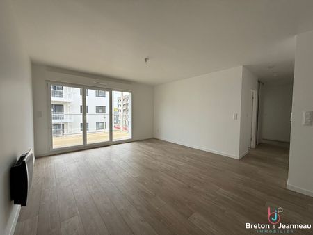 Location Appartement 3 pièces 62m² - Photo 2