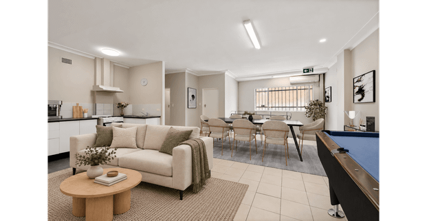 Spacious Four-Bedroom Apartment in the Heart of Leichhardt - Photo 1