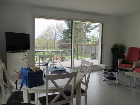 Location Appartement 3 pièces 60m² ST JEAN DE BRAYE 45800 - Photo 3