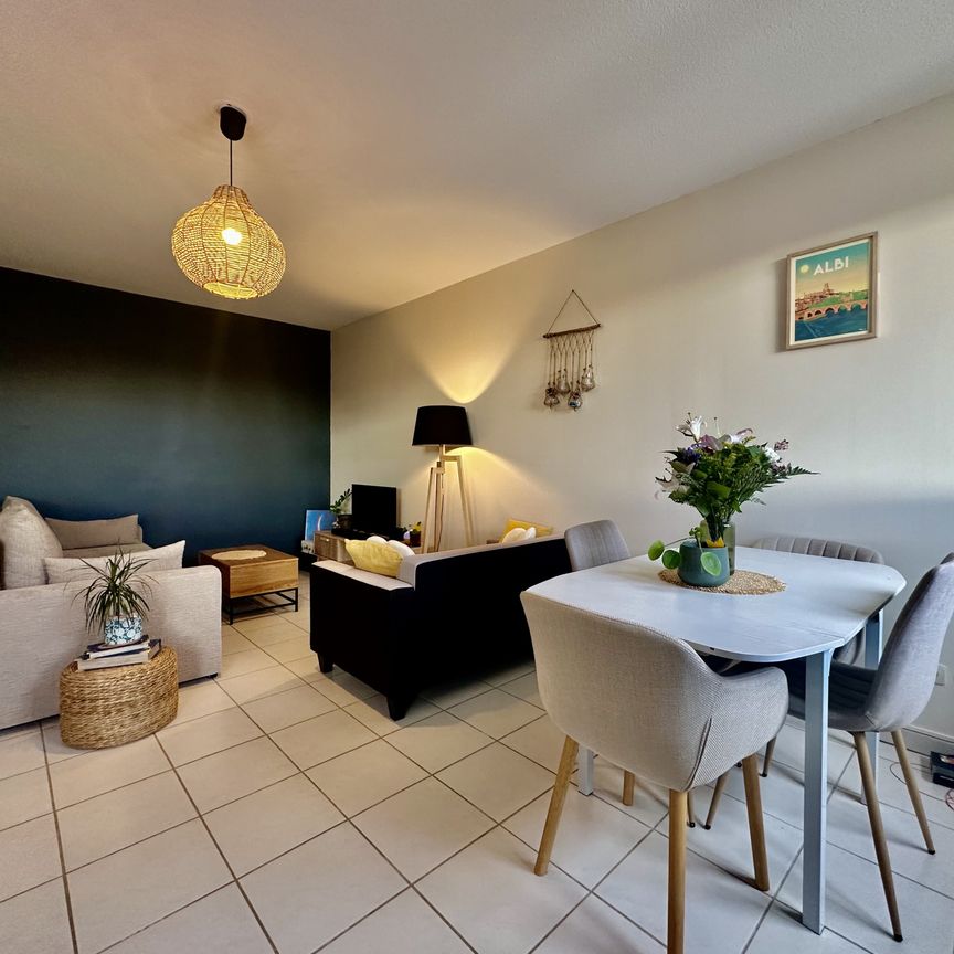 Location Appartement 2 pièces 49m² L ISLE JOURDAIN 32600 - Photo 1