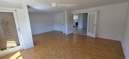 4.5 Zimmer Wohnung in Aesch zu vermieten - Photo 2