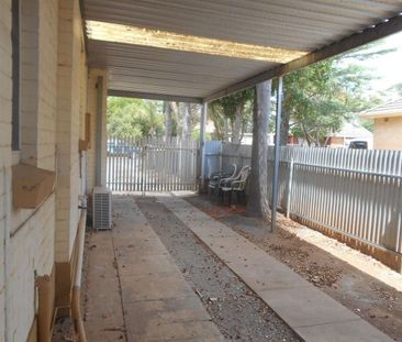 Charming 3-bedroom Home - Photo 5