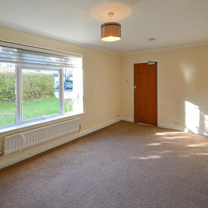 4 bedroom semi-detached house to rent - Photo 1