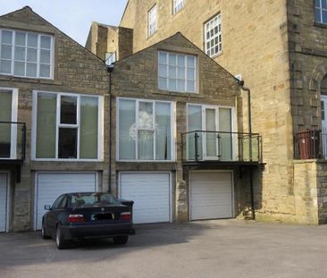 2 bedroom semi-detached house to rent - Photo 1