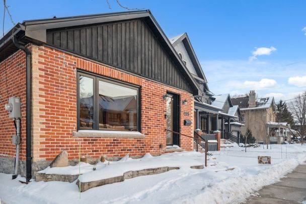 For Lease - 205 Beech Street, Collingwood, Ontario - Photo 1