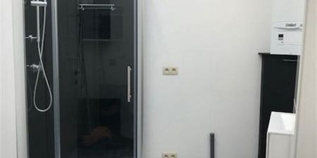 Appartement te huur in Tournai voor € 650 met 1 slaapkamer - Photo 2