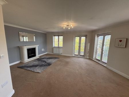 2 bedroom flat to rent - Photo 2