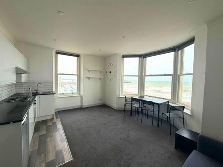 1 bedroom flat to rent - Photo 2