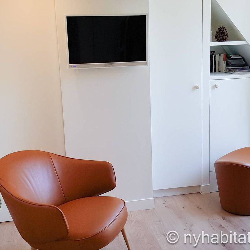 Logement à Paris, Location meublée - Studio T1 - Place de Wagram - Ternes (PA-4240) - Photo 1