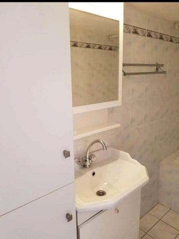 Studio/Γκαρσονιέρα για ενοικίαση Ταμπάχανα (Πάτρα) - Φωτογραφία 3