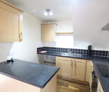 South Street, Crewkerne - Photo 3