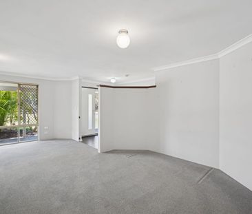 17 Ontario Cresent, Joondalup, WA 6027 - Photo 6