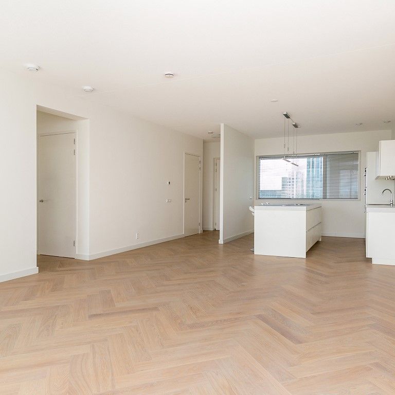 Appartement te huur - Photo 1