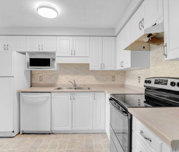For Lease - 94 Foxglove Crescent, Kitchener, Ontario - Photo 6