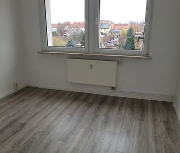 5-Zimmerwohnung mit Balkon & 2 Bädern! - Foto 4