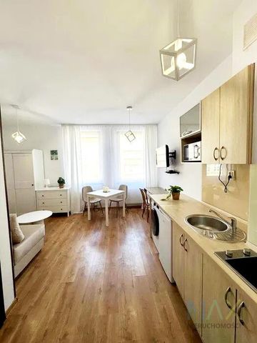 Przytulna kawalerka w świetnej lokalizacji ul. Lea - Photo 4