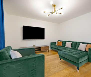 4 bedroom terraced house to rent - Photo 4