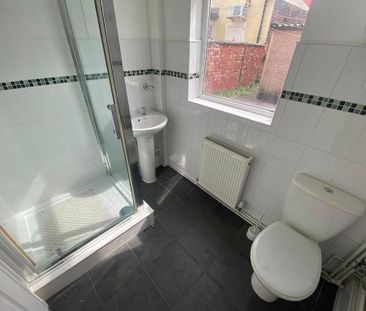 1 bedroom ground floor flat to rent - Photo 6