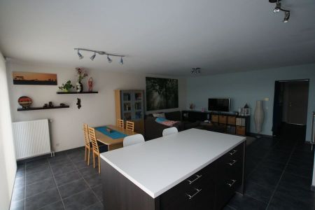 Appartement te huur - Foto 2