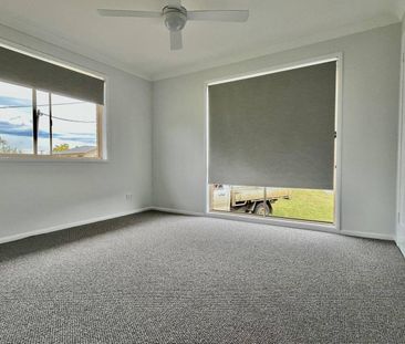 Freshly Renovated - Ready To Go! - Photo 4