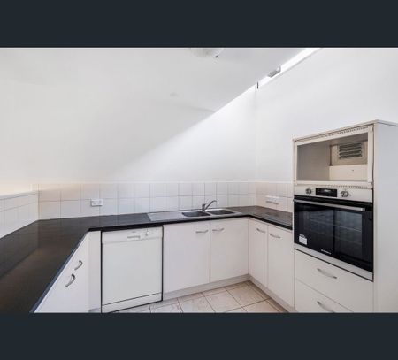 85 Salamanca Square, Battery Point, Tas 7004 - Photo 3
