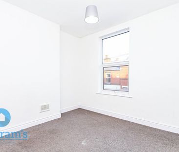 2 bed Mid Terraced House for Rent - Photo 4