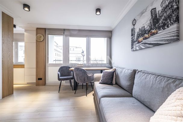 Stylowe i komfortowe mieszkanie / Teatrze Wielki - Photo 1