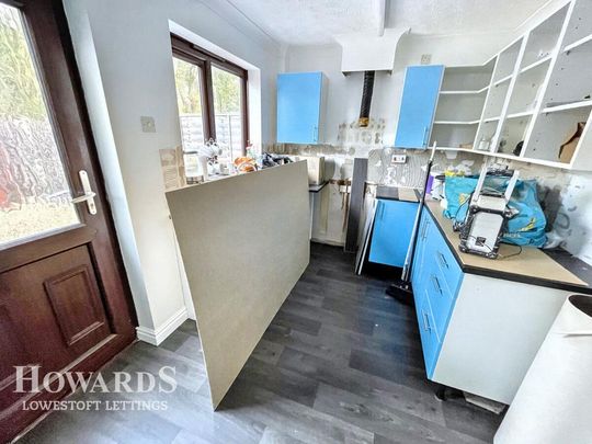 2 bedroom terraced house to rent - Photo 1