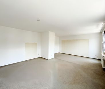 CHARMANTE 2-ZIMMERWOHNUNG IN DER STADTMITTE ZU MIETEN! - Foto 1