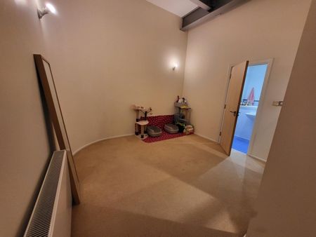 Studio Flat, New Hampton Lofts, B18 - Photo 5