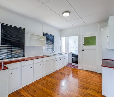 Low Maintenance Unit - Photo 5