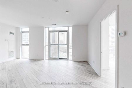 For Lease - 159 Wellesley Street Unit# 407, Toronto, Ontario - Photo 3