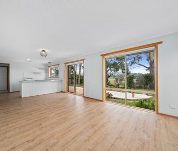 Cute and Comfortable Home in Tranquil Setting - Photo 2