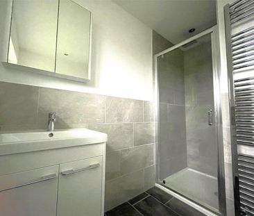 3 bedroom end of terrace house to rent - Photo 5