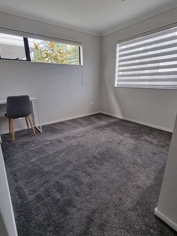 Nice and Clean 4-bedroom house in Massey - Photo 5