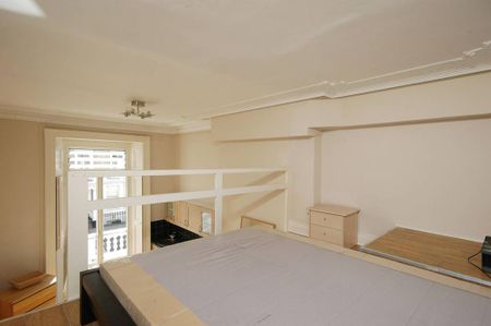 Studio to rent - Photo 3