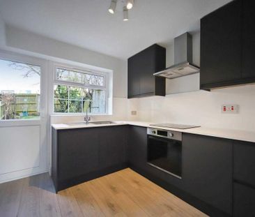 1 bedroom terraced house to rent - Photo 5