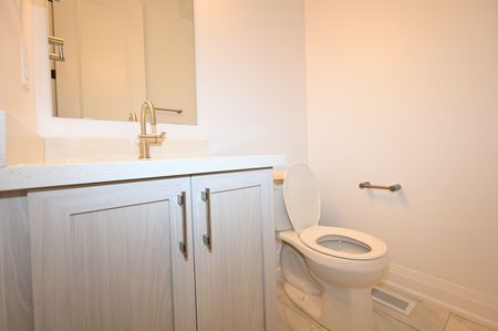 For Lease - 32 WINERY Way Unit# 1, Barrie, Ontario - Photo 3