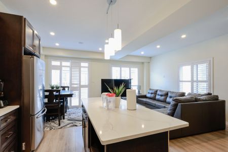 For Lease - 811 Sarnia Road Unit# 62, London North, Ontario - Photo 2