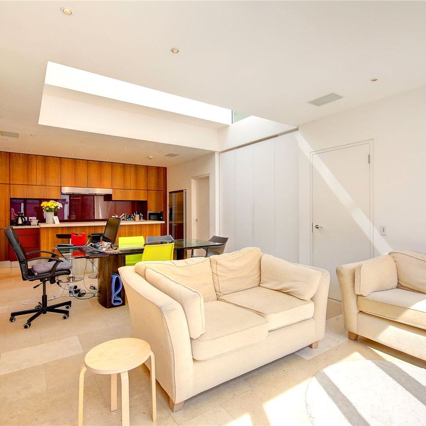 Kingston Road, Wimbledon, SW19, London - Photo 1