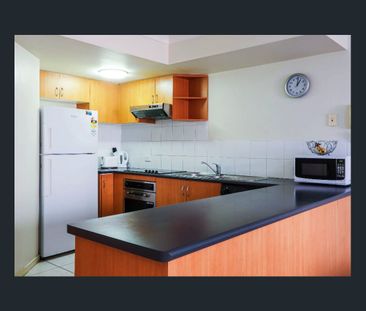 2 Bedroom 1 Bathroom Fully Furnished Apartment bills included– Clos... - Photo 5