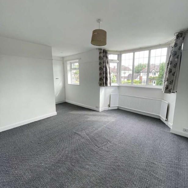 Jervis Crescent, Four Oaks, B74 - Photo 1