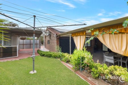 Updated 4-Bedroom Family Home in Prime Location - Photo 2