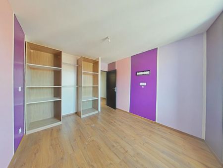 Location Appartement 4 pièces Meublé 92m² ROMANS SUR ISERE 26100 - Photo 3