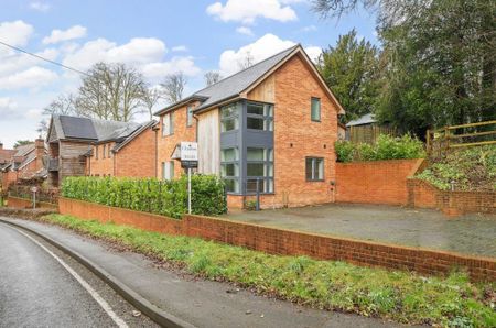 3 Bedroom House - Winton Hill, Stockbridge - Photo 5