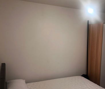 1 bedroom in a house share to rent - Photo 3 | Rentumo
