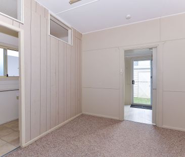 Level Home - Close to Waterfront - Photo 6