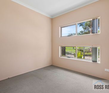 Low-maintenance 3×2 Home in Convenient Ellenbrook Location - Photo 1