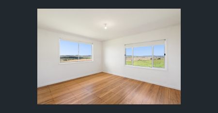 Cottage 'Valley Views' with Stunning Panoramic Outlook - Photo 2