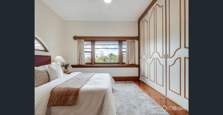 Charming East Albury Home with Spacious Living & Exceptional Shedding - Photo 5